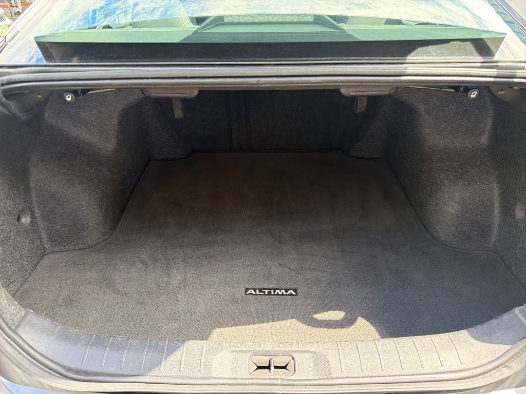 2024 Nissan Altima SV - Photo 17