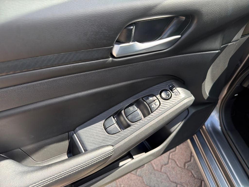 2024 Nissan Altima SV - Photo 9