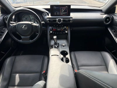 2022 Lexus IS 300