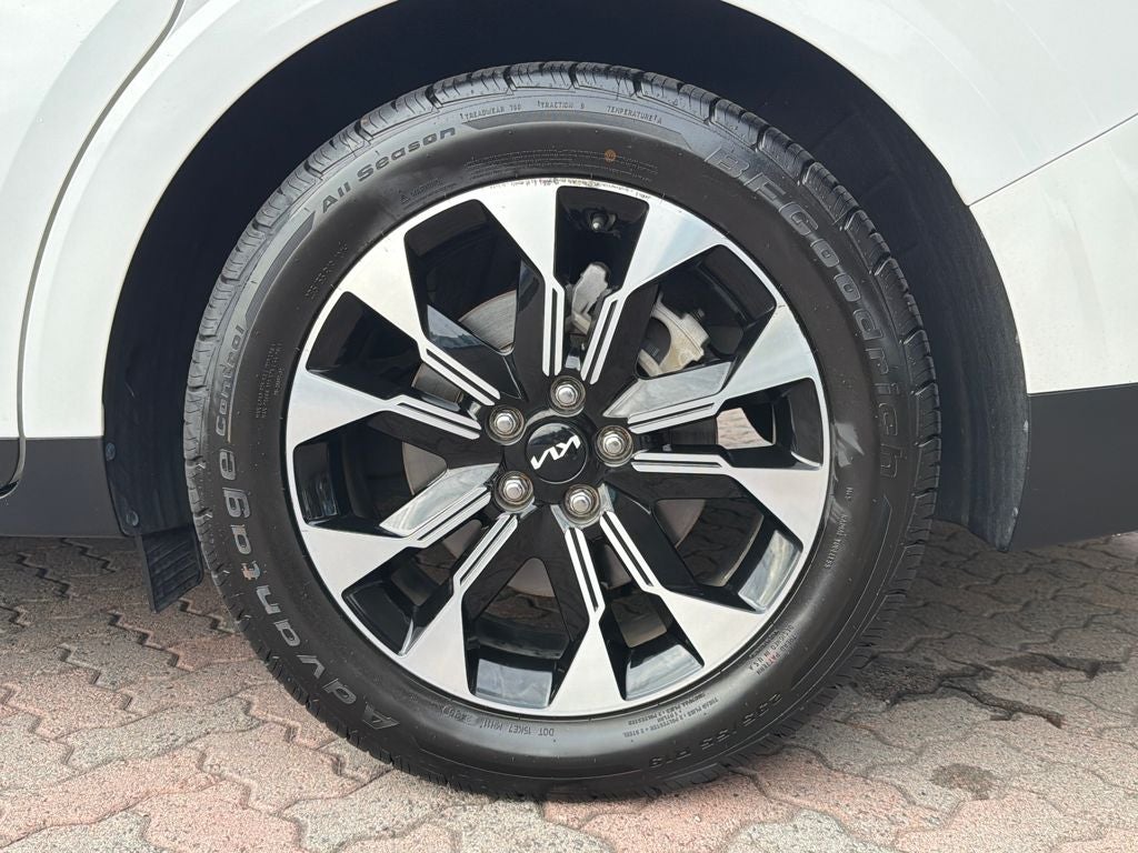 2022 Kia Carnival EX