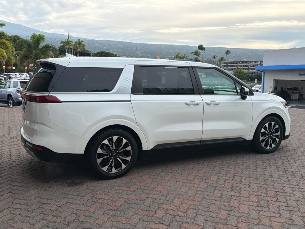 2022 Kia Carnival EX